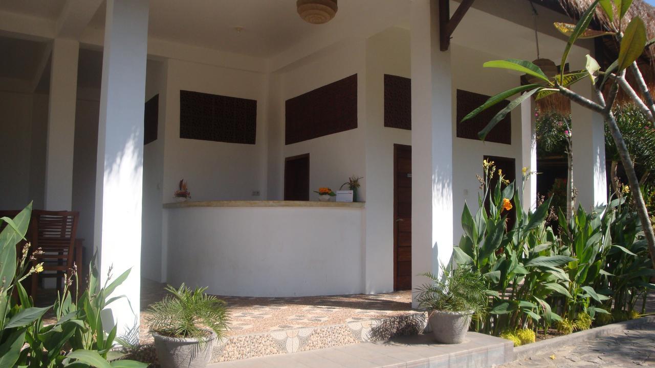 Relaxing Homestay Kuta  エクステリア 写真